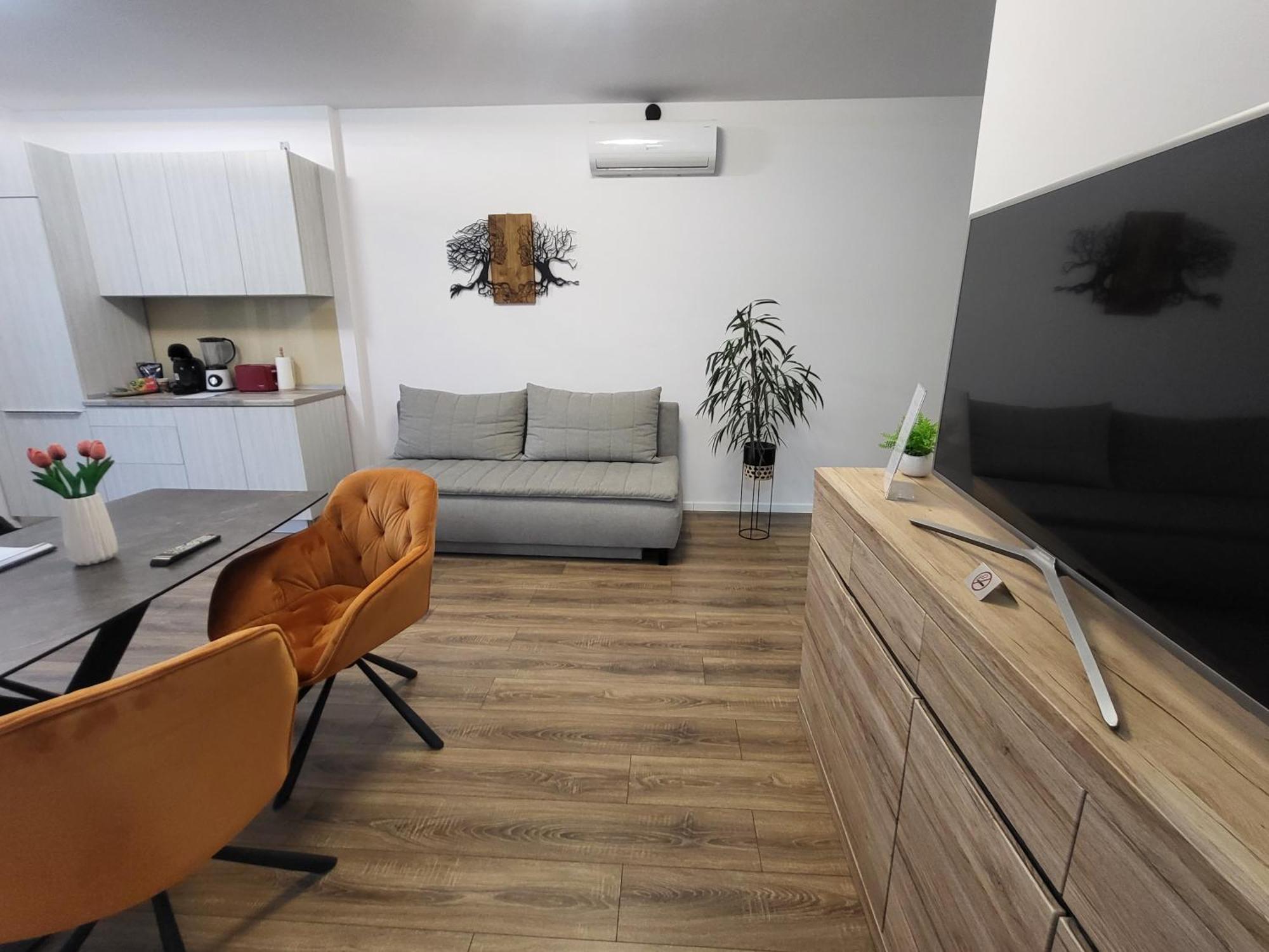 Sika Sunny Garden Apartment อาราด ภายนอก รูปภาพ